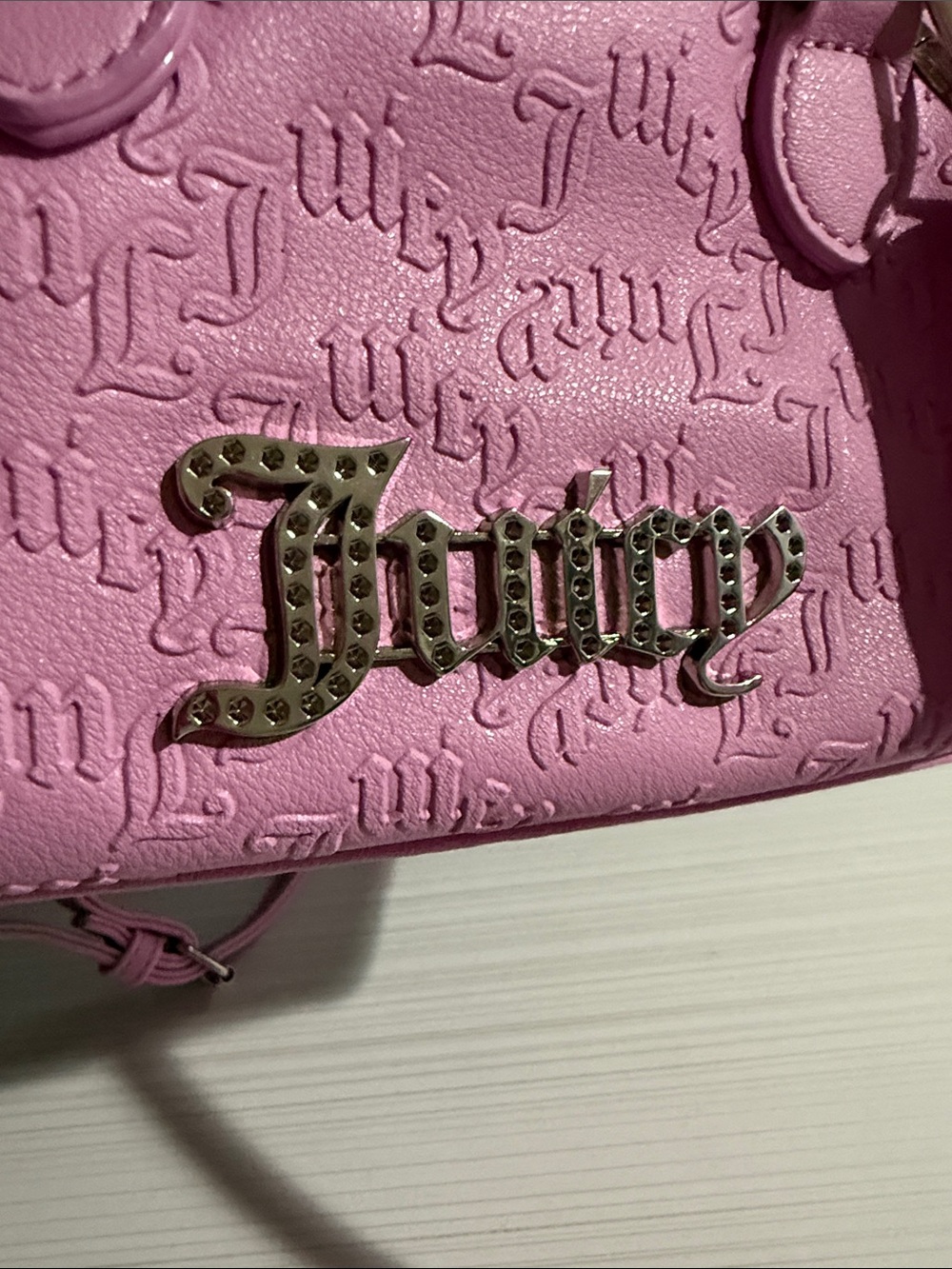 Juicy couture hand bag - Picture 2 of 5